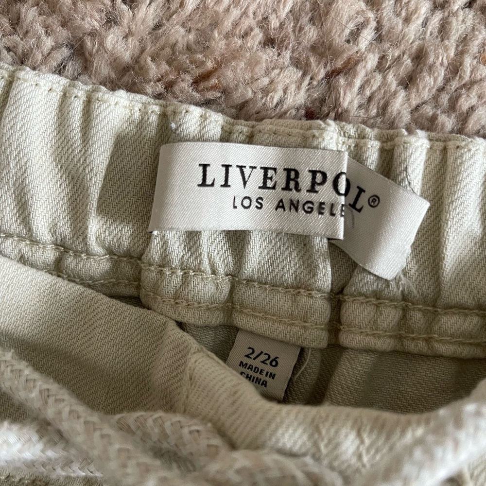 Liverpool The Rascal Cargo Boutique Beige Cargo Capri Crop Pants Size2/26 - Picture 3 of 4
